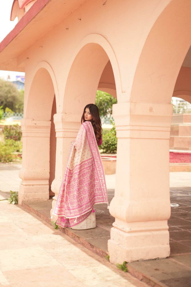 Soft Pink Jamdani Cotton Saree with Bastar Print & Contrast Woven Border